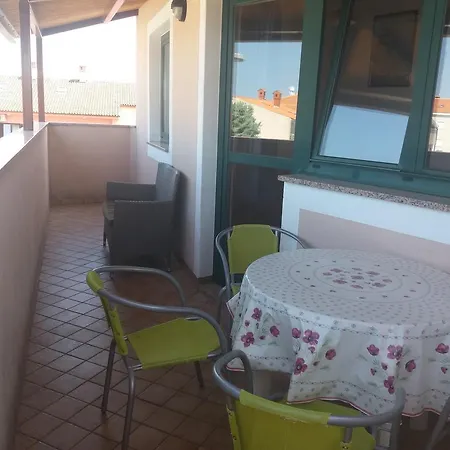 Apartment Accomodation Suran