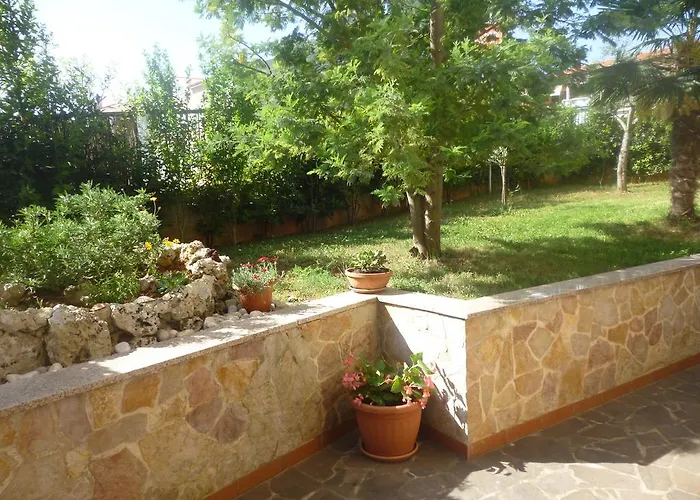 아파트 Suran 로비니